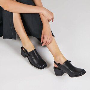 INTENTIONALLY BLANK Marty 2 Mule Black Sole